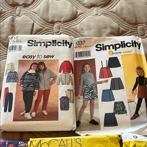 10 Simplicity, Butterick, McCalls Sewing Patterns Collection - Picture 2 of 7